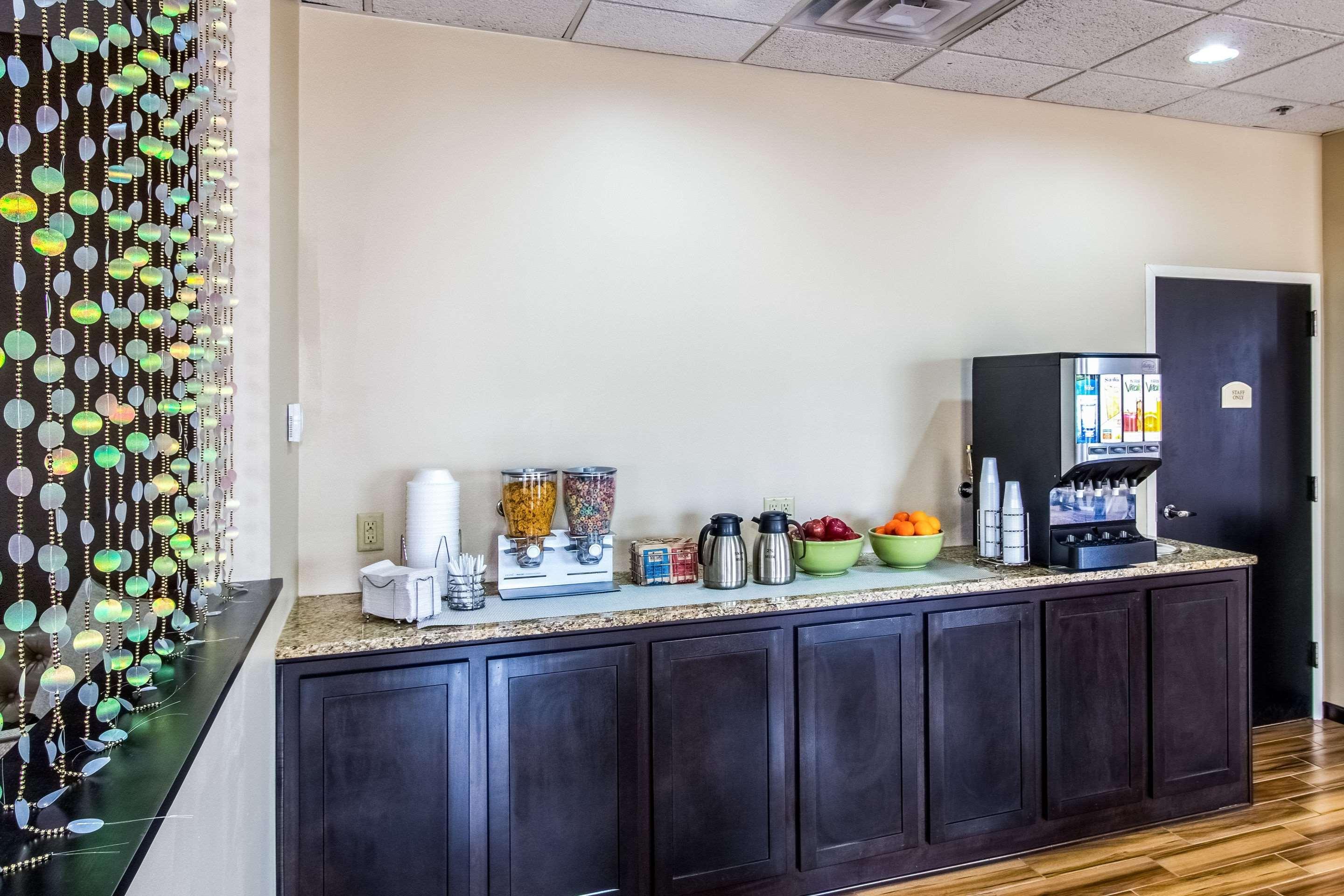 Quality Inn & Suites Moline - Quad Cities Eksteriør bilde