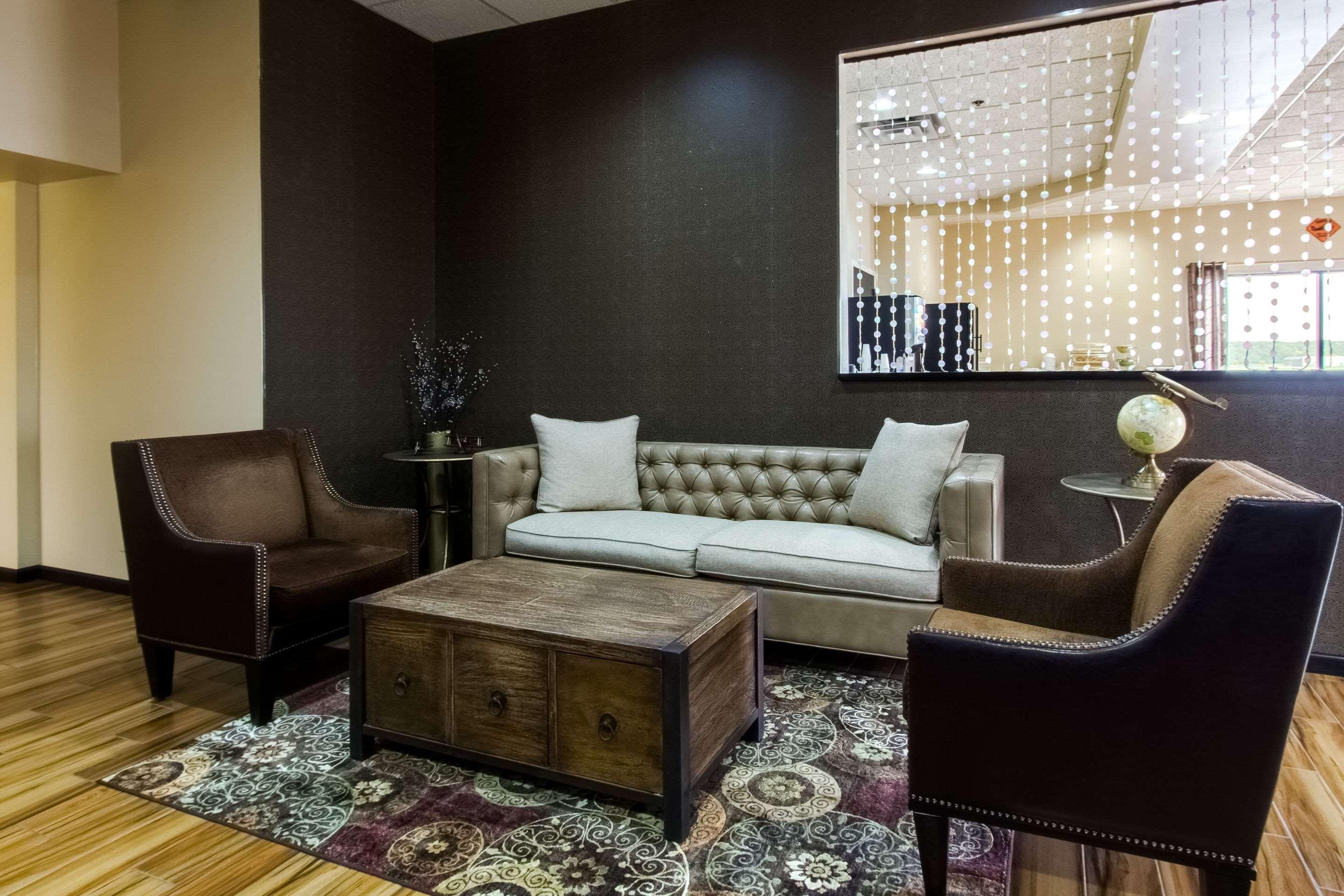 Quality Inn & Suites Moline - Quad Cities Eksteriør bilde