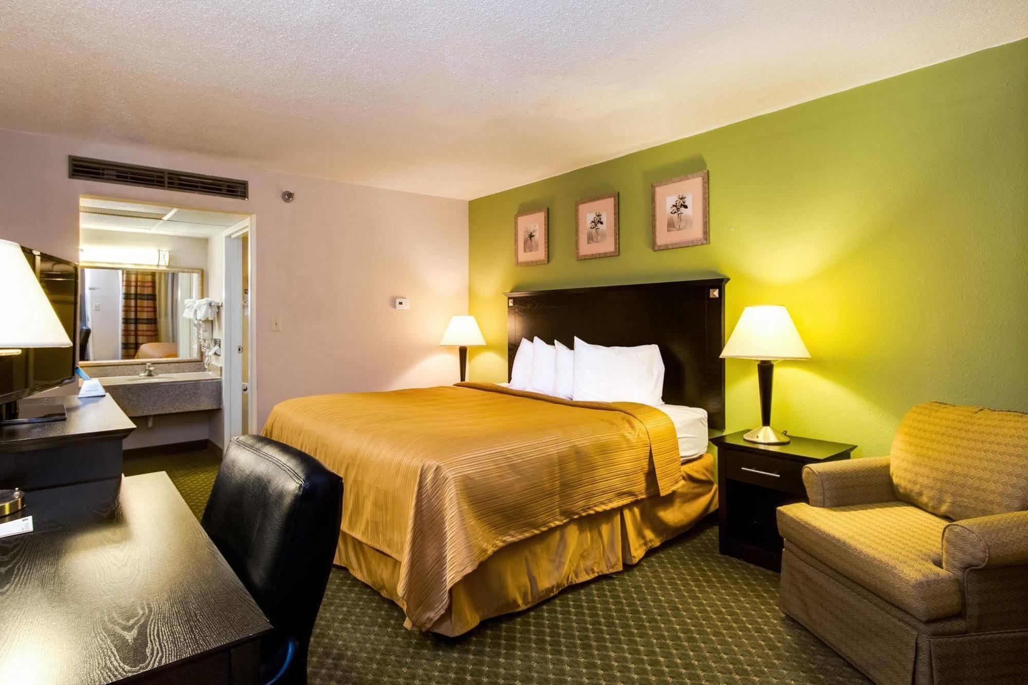 Quality Inn & Suites Moline - Quad Cities Eksteriør bilde