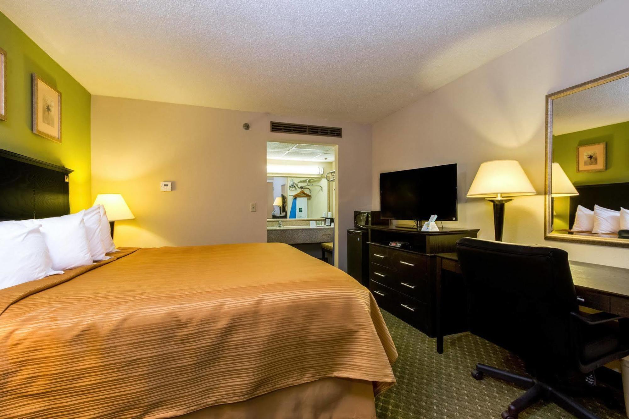 Quality Inn & Suites Moline - Quad Cities Eksteriør bilde